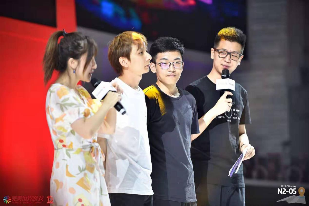 TI冠军+明星解说现身CJ现场 DOTA2主题日活动欢乐进行