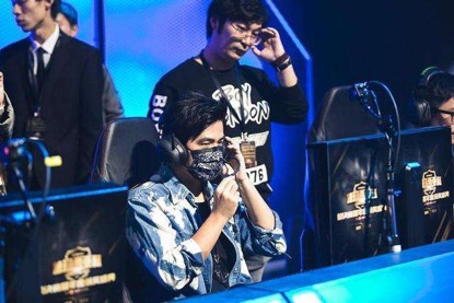 《LOL》9周年盛典 周杰伦喊话王俊凯周游峡谷