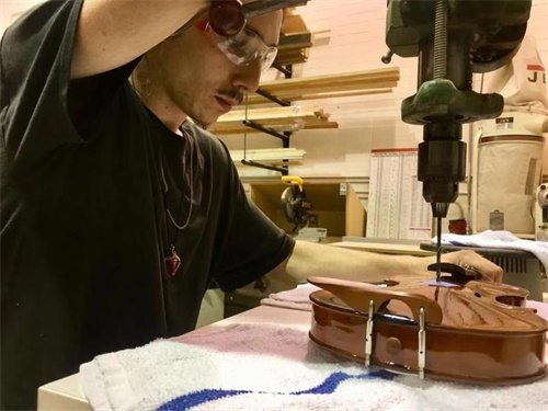 《彩虹坠入》游戏原声DLC发布，用音乐还原童话世界