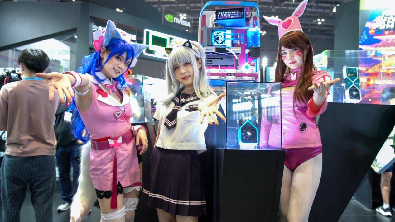 宁美引爆BW2021，美少女UP主+漫威正版授权主机惊艳亮相！