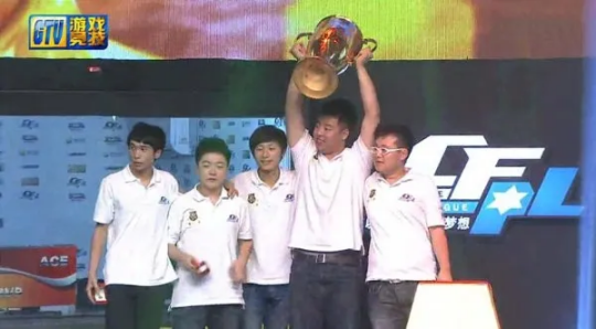 专访四位CFPL传奇队长：“只要还拿得起鼠标，我就还没老”