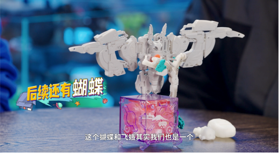 52TOYS 收藏玩具日发布上半年新品，九款可动人偶、机甲变形产品首亮相