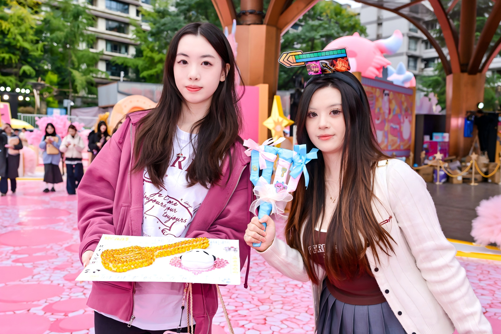 电竞与城市文化全城开运  胖胖龙好运乐园燃动成都