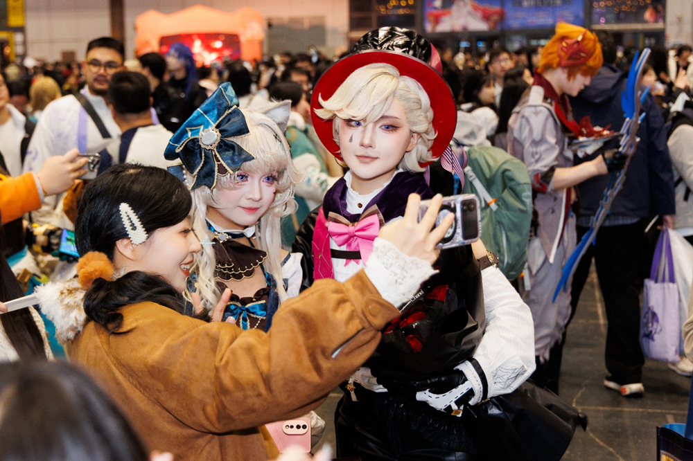 “跨越尘世 于此相聚”，2026原神嘉年华于1月1日正式开展