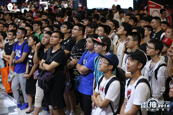 ChinaJoy2018 雷神的新品是扔在水里发布的