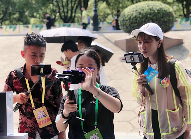 魔爪稳定器牵手2019斗鱼直播节，开启户外直播3.0时代
